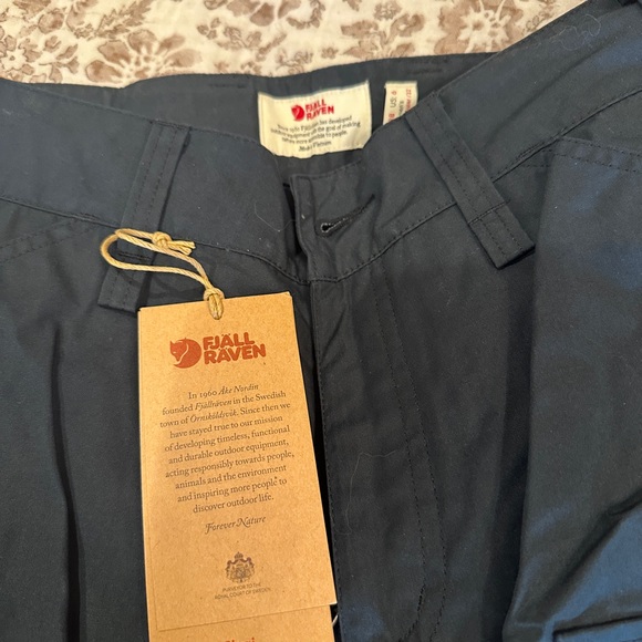 Fjallraven Pants NWT Size 6 Women - Picture 12 of 13